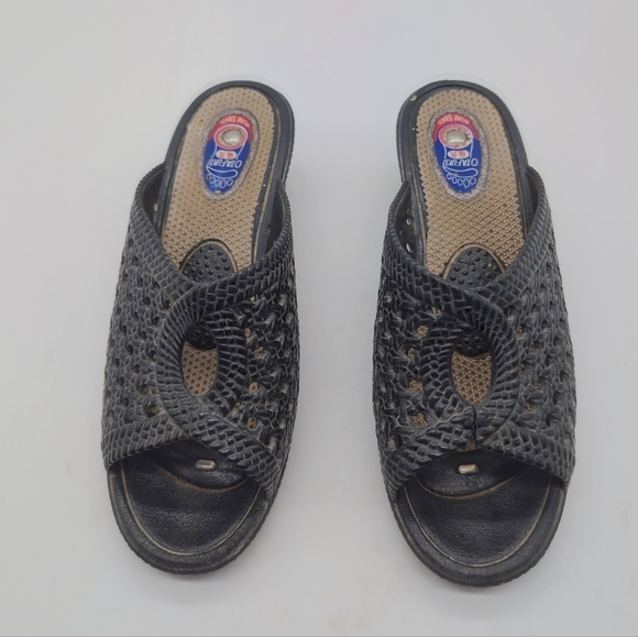 Otafuku Zero Zero Magnetic Black Wedge Sandals - Picture 3 of 7